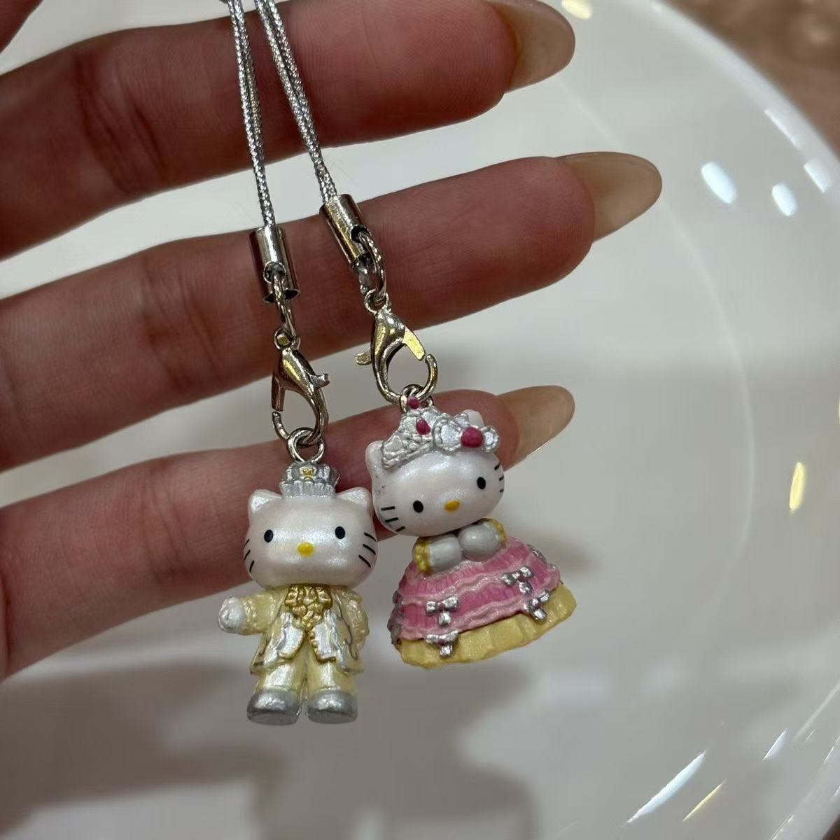 Phone Accessories For Photography - Kawaii Hello Kitty Wedding Dress Series